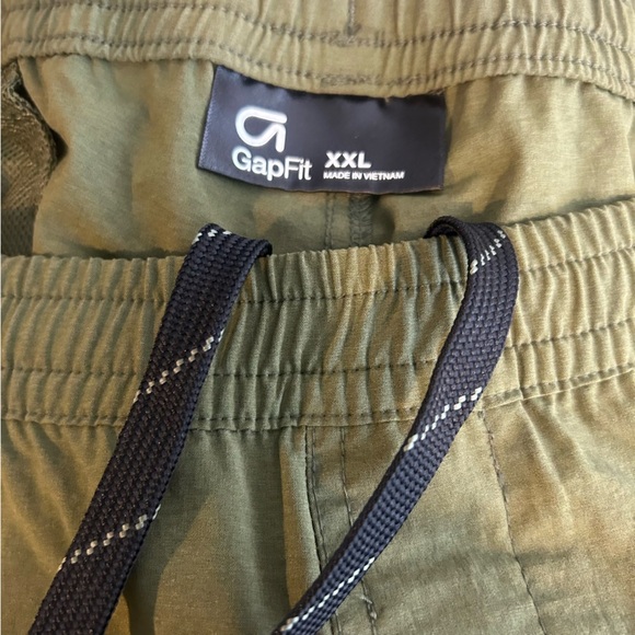 NWT Gap GapFit Khaki Green Drawstring Elastic Waist Shorts Size XXL - Picture 6 of 8